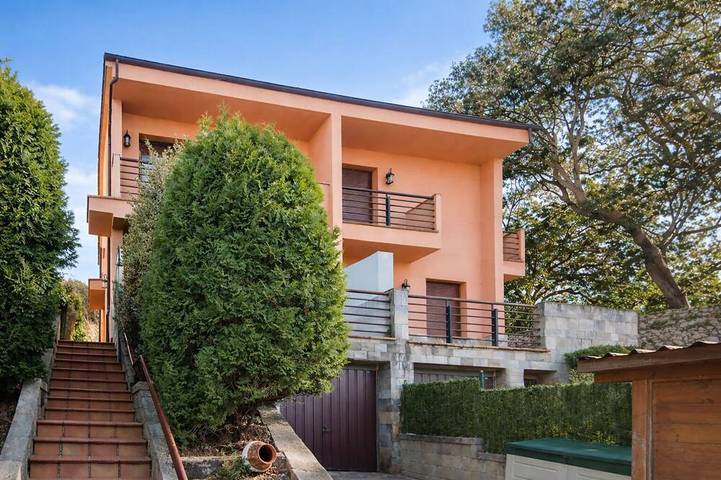 Holiday home for 8 people, with garden and balcony - 1