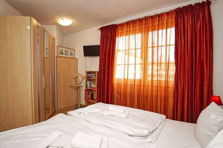 Ganze Wohnung, Direkt hinter der Düne, mit Balkon und Meerblick - Strandvilla Böck FeWo 10 - in Hauptstrand Glowe, Glowe