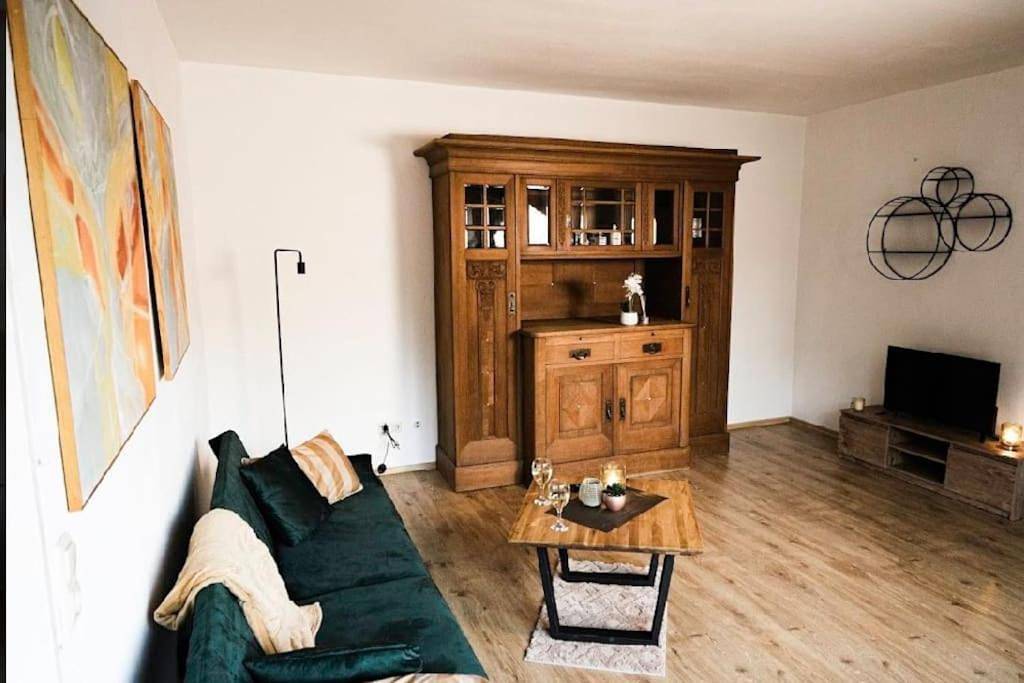 Ganze Wohnung, Willkommen im Apartment Lilly in Ladbergen direkt am Flughafen Fmo in Ladbergen, Münsterland