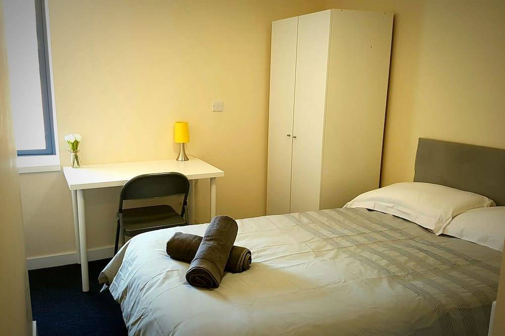 Ganze Wohnung, Modern City Home with 5 Ensuites and Private Parking! Perfect for Working teams in Norwich, Norfolk