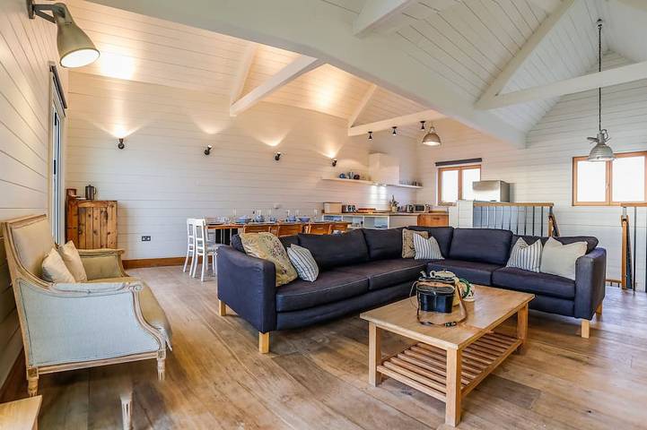 Beach house for 10 people, with Terrace and Garden in West Wittering