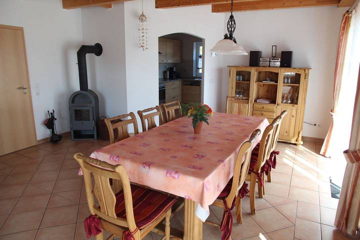 Achterhuus Malia: Ferienhaus für 8 Personen mit Kamin und Sauna in Grimersum, Krummhörn
