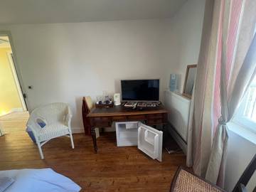 Chambre D’hôte pour 4 Personnes dans Saint-Sauveur-de-la-Mer, Côte Fleurie, Photo 3