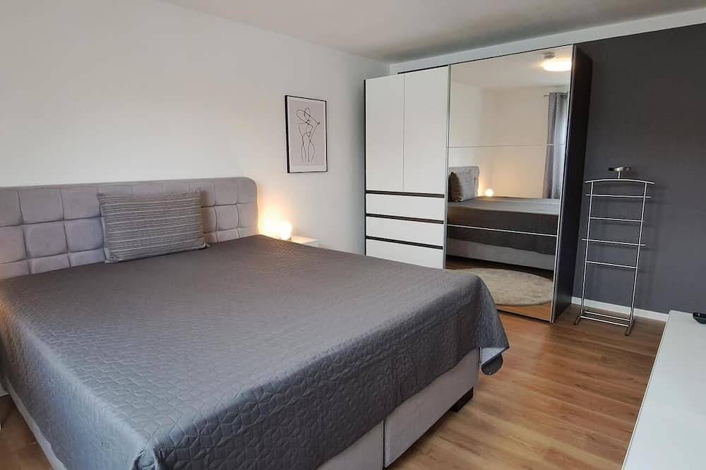 Ganze Wohnung, Fewo 2 (85qm) im Erdgeschoss mit Terrasse in Grafenau, Ostbayern