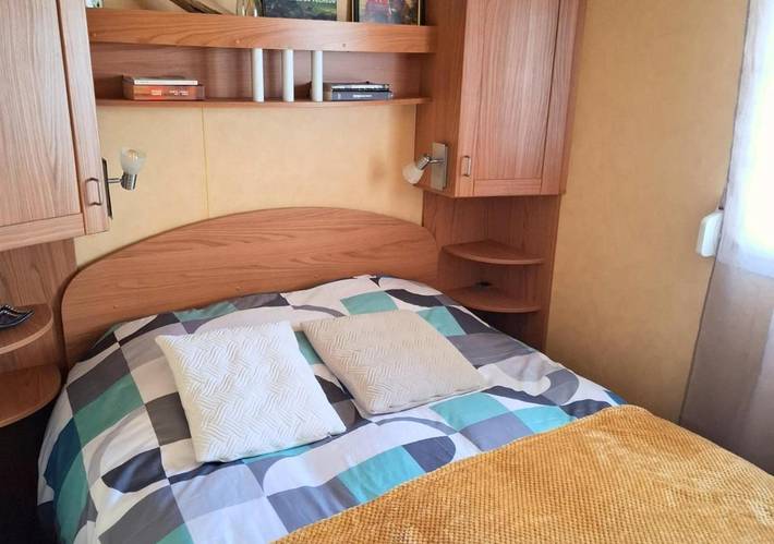 Camping pour 4 personnes, avec Terrasse ainsi que Jardin et Piscine à Saint-Georges-de-Didonne - 4