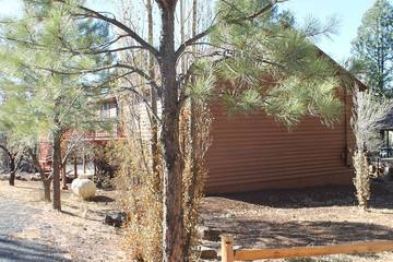 Log Cabin for 8 Guests in Munds Park, Mormon Lake, Picture 1