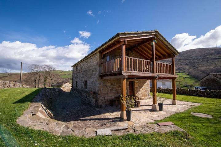 Casa rural para 6 personas, con jardín en Valle del Pas - 2