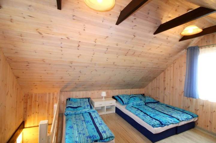Zweistöckige Ferienhäuser mit 1 Schlafzimmer in Rewal, Powiat gryficki