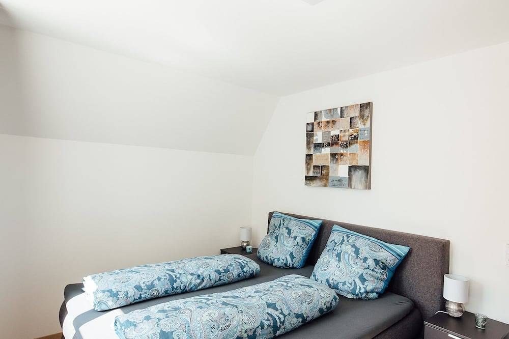 Ganze Wohnung, Ferienwohnung 2 Riesling, 68qm, 2 Schlafzimmer, max. 4 Personen in Iphofen, Fränkisches Weinland
