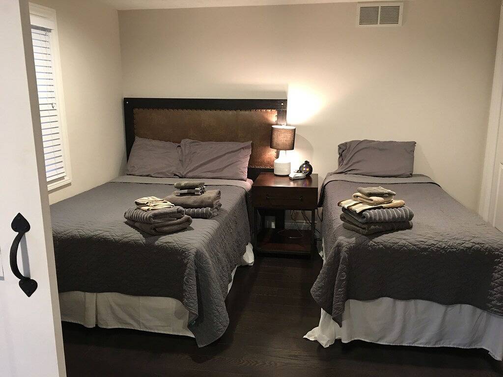 Super Upscale Haus! in Mentor, Lake County (OH)