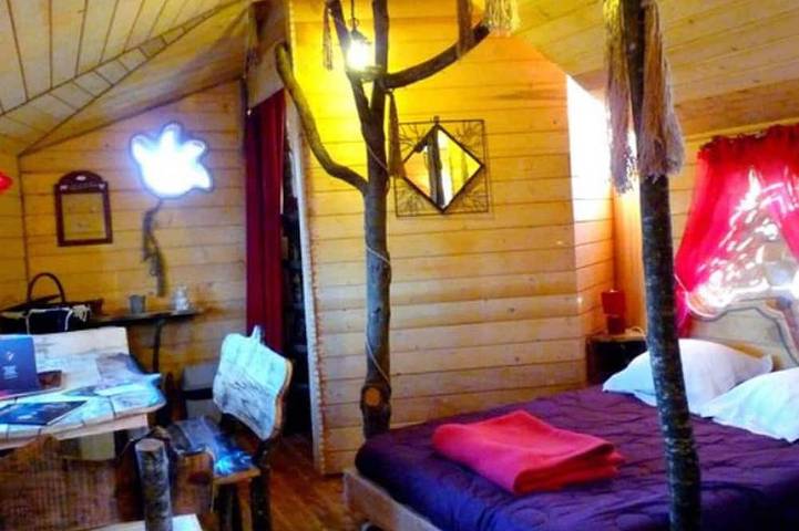 Gîte pour 4 personnes, avec piscine et terrasse à Dienné - 2