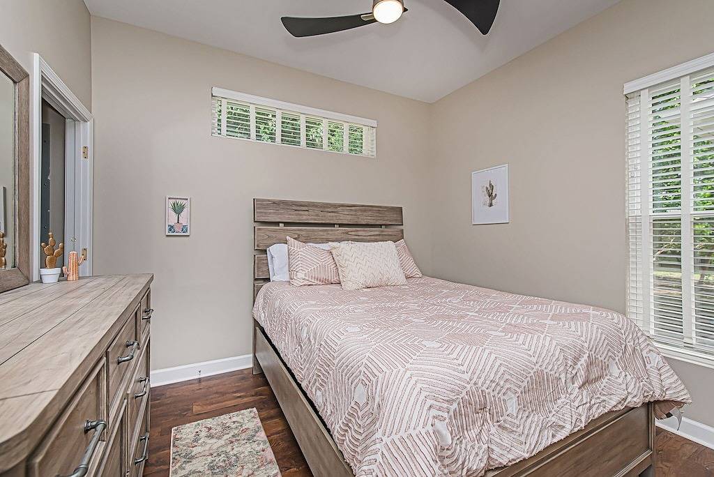 Namaste auf dem Monon Trail Downtown Indy (neu renoviert; groß für Gruppen) in Indianapolis, Indiana