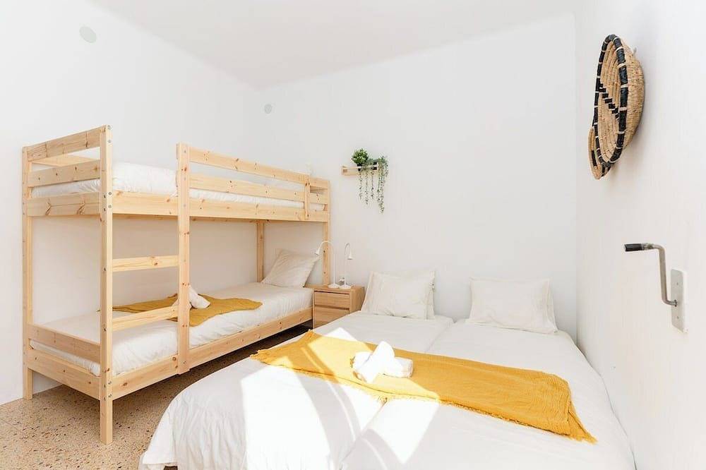 Charming Nature House | Casita Rosa by Palmera in Canyelles (Barcelona), Garraf