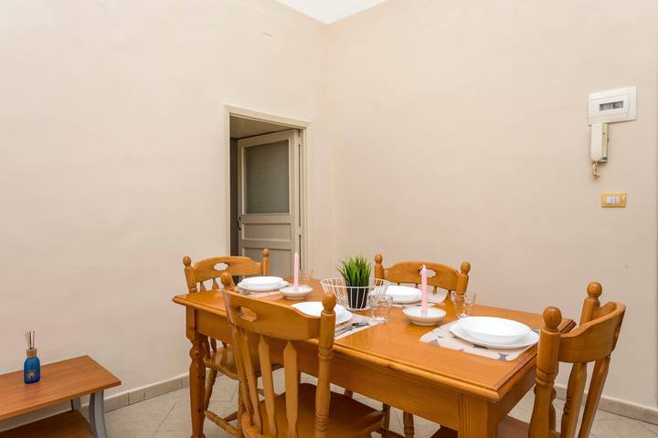 Ferienwohnung für 7 Personen, mit Balkon in Catania - 4