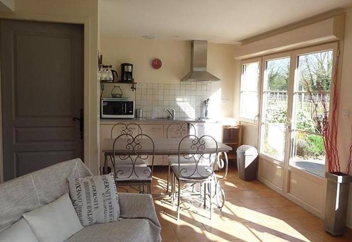 Location de vacances pour 3 personnes, avec piscine et jardin ainsi que terrasse et jacuzzi à Saint-Avit-Saint-Nazaire - 4