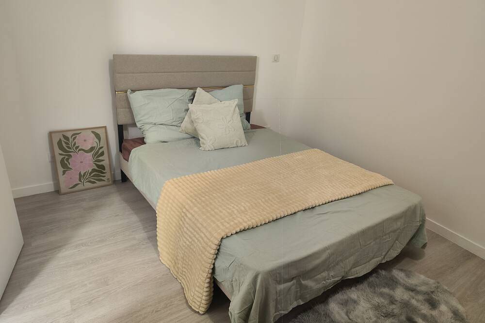 Entire apartment, Labulle – Cozy, air-conditioned duplex near Paris in Villeneuve-Saint-Georges, Val-de-Marne