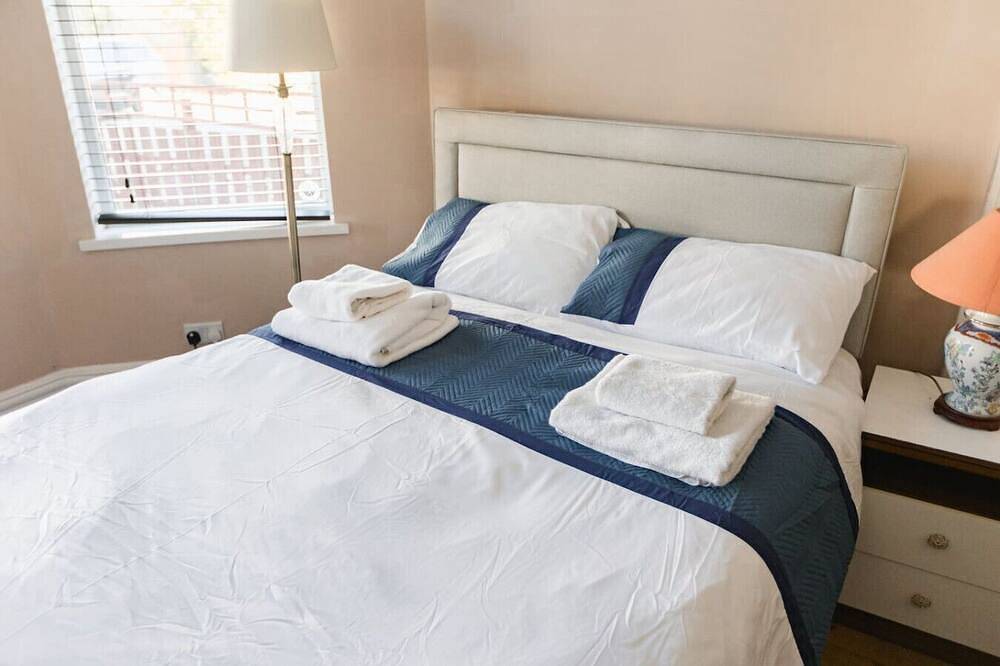 Hullidays》University 2 Bed Apartment in Kingston-upon-Hull, Yorkshire and the Humber