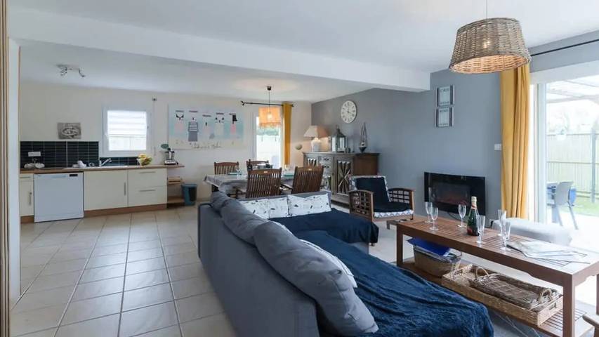 Location de vacances pour 7 personnes, avec jardin à Porspoder