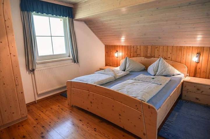 Bauernhof für 4 Personen, mit Sauna und Garten sowie Pool