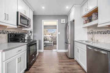 Vacation House for 10 Guests in South Bend, Indiana, Picture 2