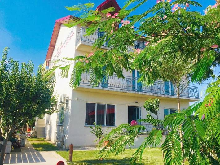 Maison d’hôte pour 2 personnes, avec vue sur le lac ainsi que vue et jardin, animaux acceptés dans Constanța