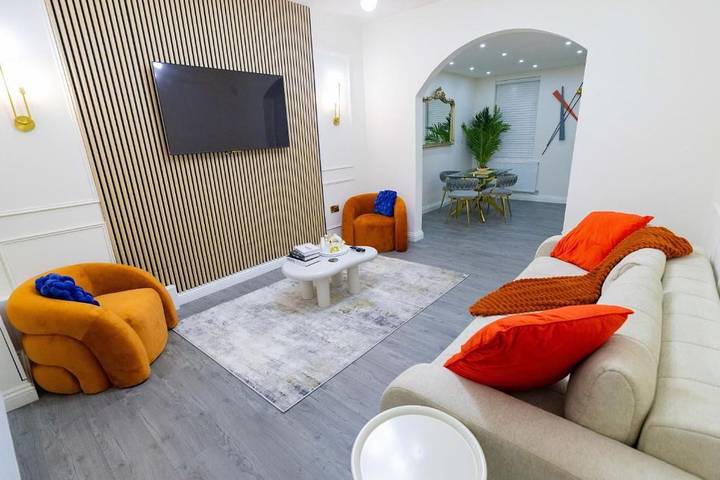 Cosy 3 Bedroom House In Manchester Sleeps 7 in Gran Mánchester