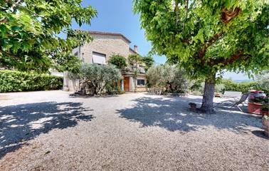 Appartement de vacances pour 4 personnes, avec terrasse dans le Vaucluse