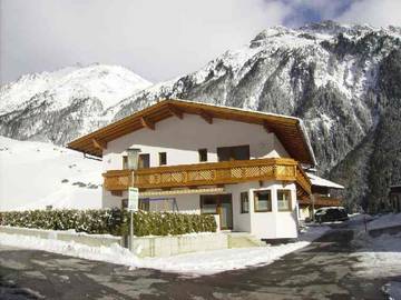 Gîte pour 4 personnes, avec balcon à Sölden (Autriche)