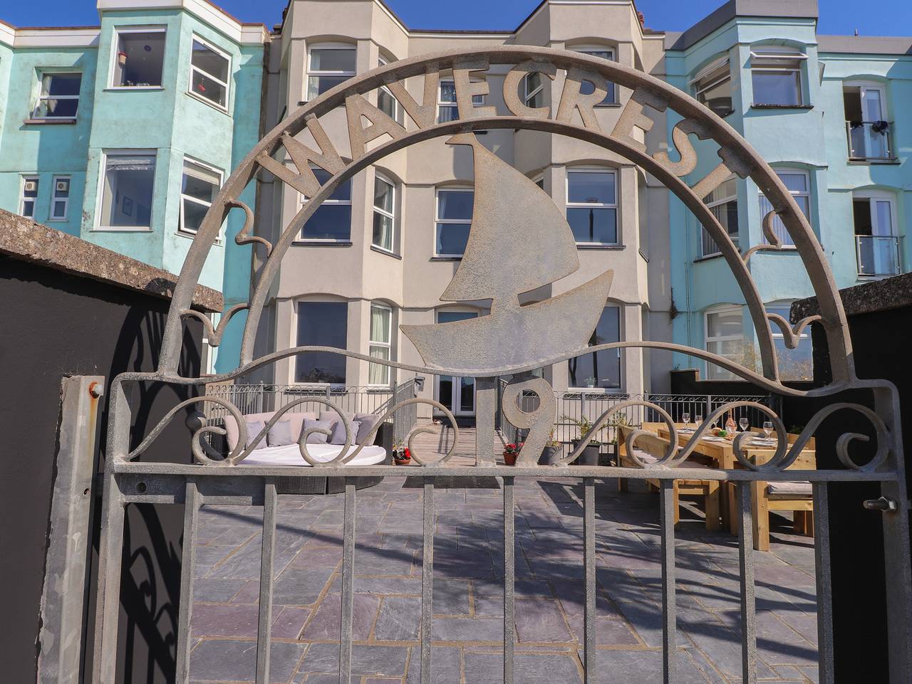 Wavecrest in Pwllheli, Gwynedd