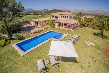Finca in Pollença, Serra de Tramuntana für 8 