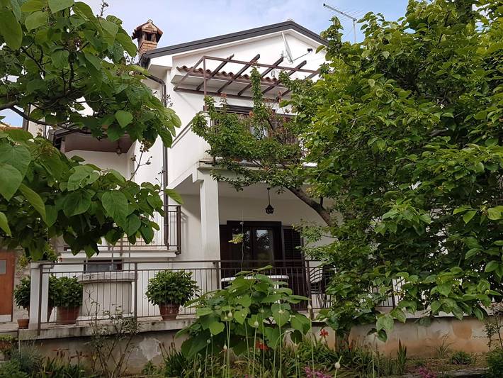 Ferienwohnung für 2 Personen, mit Terrasse und Garten