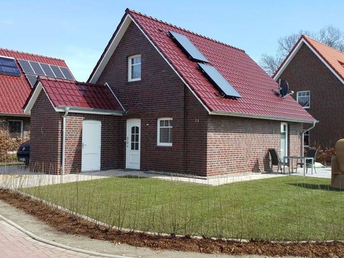 Ferienhaus für 4 Personen, mit Garten und Sauna sowie Terrasse