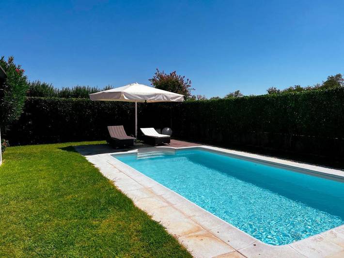 Bed and breakfast per 3 persone, con panorama e piscina nonché giardino - 1