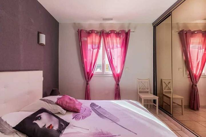 Location de vacances pour 8 personnes, avec terrasse et jacuzzi, animaux acceptés à Montady - 3