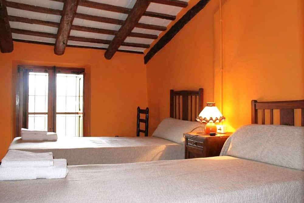 Masía cerca de Portaventura y Playa Salou in Riudoms, Baix Camp