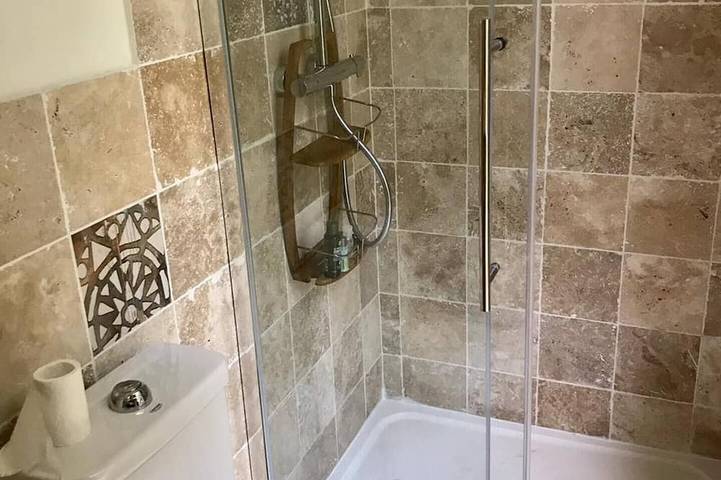 Location de vacances pour 2 personnes, avec jardin ainsi que piscine et jacuzzi à Seillons-Source-d'Argens - 3