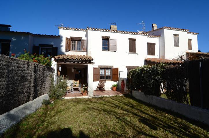 Casa rural para 6 personas, con Terraza y Jardín en Pals - 4