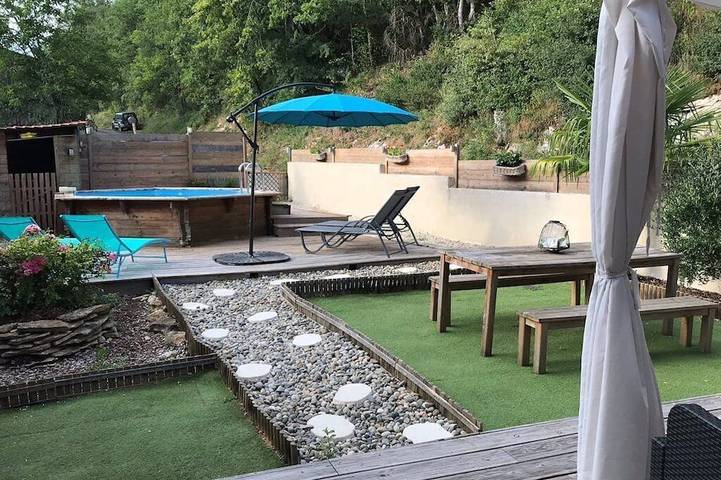 Location de vacances pour 4 personnes, avec Terrasse et Jardin à Saint-Vincent-de-Cosse - 2
