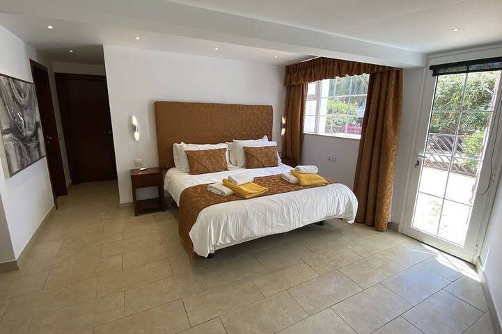 Villa für 15 Personen, mit Whirlpool und Sauna sowie Garten in Puerto del Carmen - 2