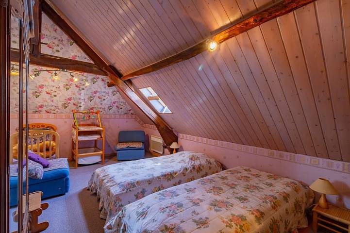 Gîte pour 8 personnes, avec jardin à Lagraulière - 2