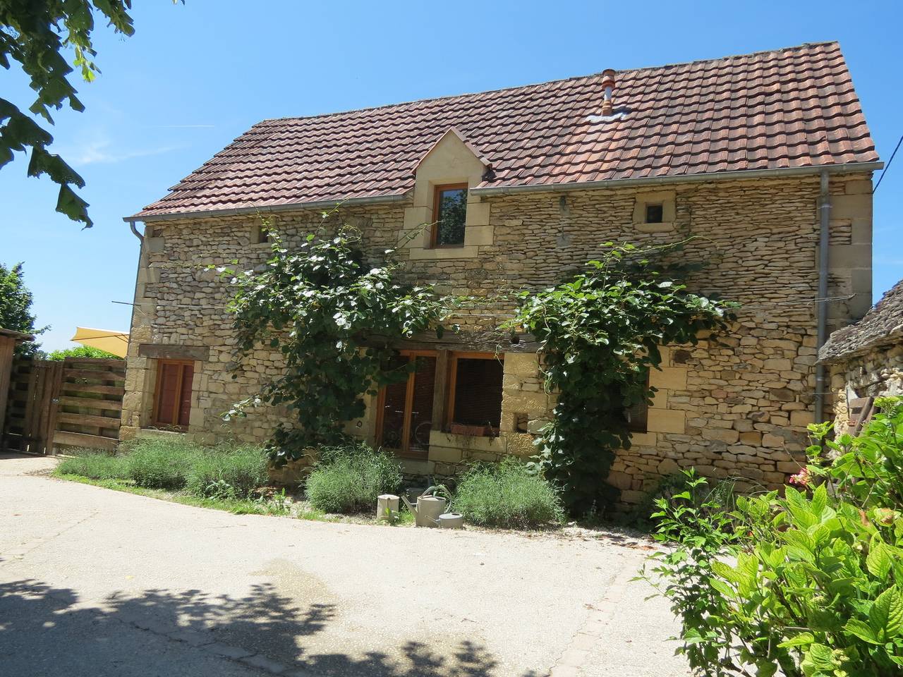 Gîte pour 5 personnes avec piscine in Marcillac-Saint-Quentin, Périgord Noir