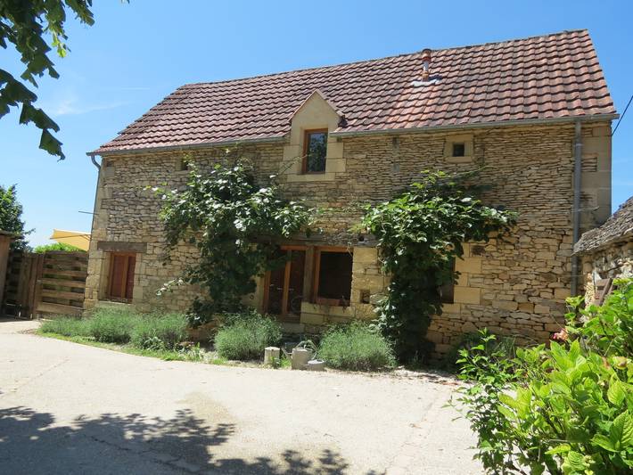 Gîte pour 5 personnes, avec piscine, adapté aux familles