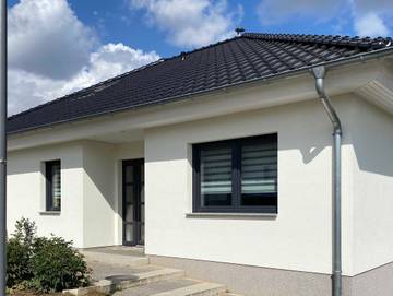 Ferienwohnung für 2 Personen, mit Ausblick und Balkon, kinderfreundlich in Neubrandenburg