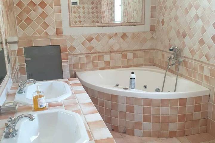 Villa pour 6 personnes, avec jacuzzi à Marseille - 4
