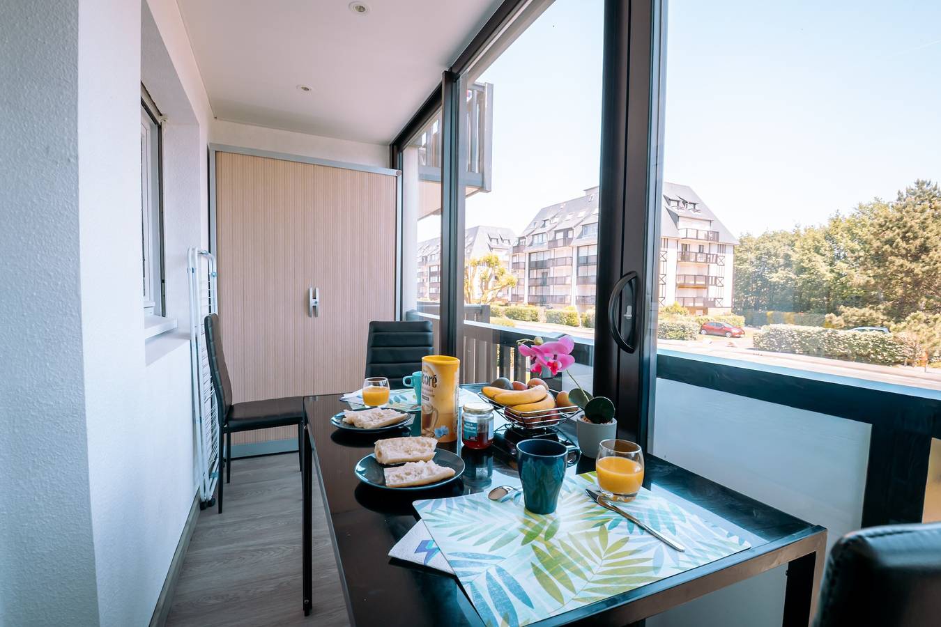 Ganze Wohnung, Apartment 'Bel Appartement Face Au Paleospace' mit Seeblick und Balkon in Villers-sur-Mer, Lisieux und Umgebung