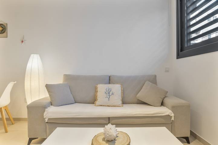 Comfortable "Tarifa Dreams" Studio, Excellent Location. Perfect for Couples in Playa de Los Lances, Tarifa