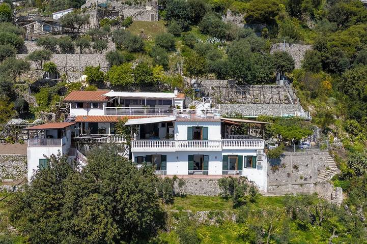 Holiday rental for 20 people, with Balcony and Hot tub as well as Garden in Amalfi