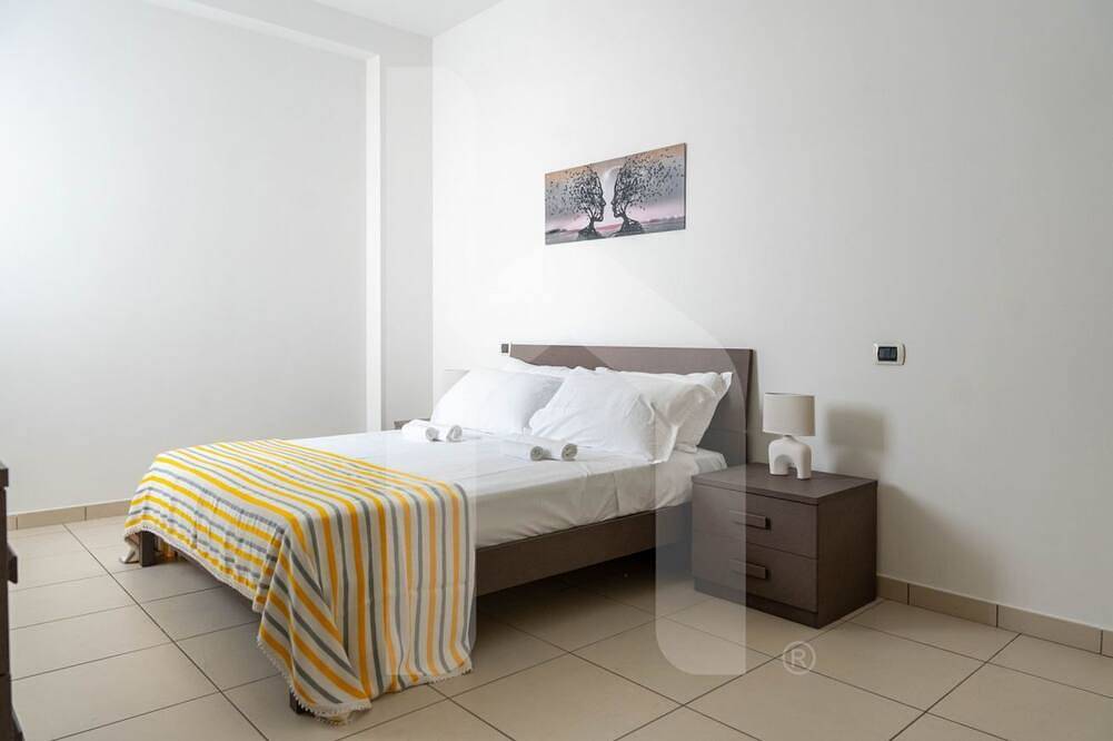 Entire apartment, Homiday - Maximum's Landing in Roseto degli Abruzzi, Adriatic Coast Abruzzo