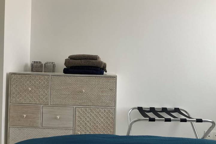 Apartamento entero, Residencia tranquila dúplex, vista al mar y montaña, cerca del centro, playa a 300m in L'Île-Rousse, Region de Calvi
