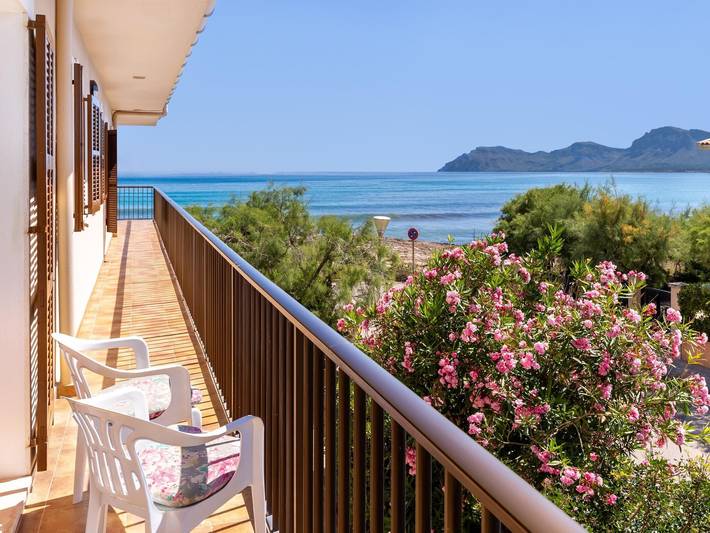 Bonita Casa de Praia na Primeira Linha em Maiorca in Playa Son Serra de Marina, Santa Margalida